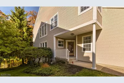 219 Warbler Dr, Wayne, NJ 07470 - Photo 2