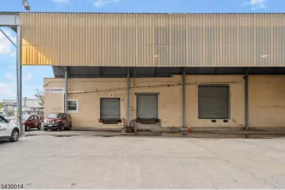 370 -376 Adams St, Newark, NJ 07114 - Photo 2