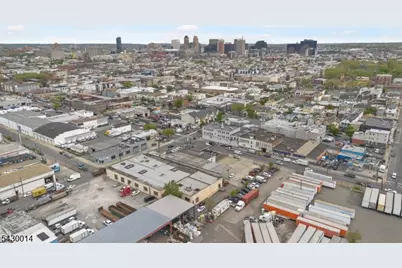 370 -376 Adams St, Newark, NJ 07114 - Photo 20