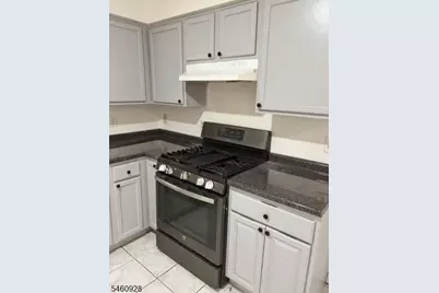 210 2nd St #2, Elizabeth, NJ 07206 - Photo 6
