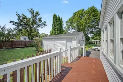 22 Carol Dr, Roxbury Township, NJ 07876 - Photo 44