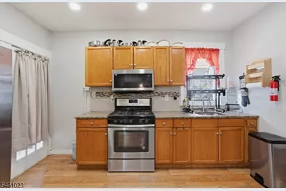 159 Brook Ave, Passaic, NJ 07055 - Photo 10