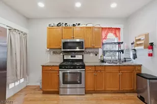 159 Brook Ave, Passaic, NJ 07055 - Photo 10