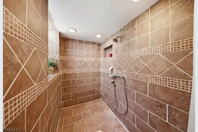 18 Metro Vista Dr, Hawthorne, NJ 07506 - Photo 28