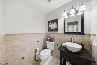 18 Metro Vista Dr, Hawthorne, NJ 07506 - Photo 20