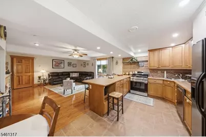 18 Metro Vista Dr, Hawthorne, NJ 07506 - Photo 22