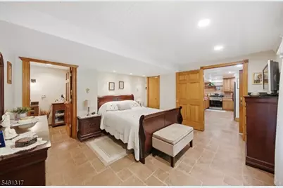 18 Metro Vista Dr, Hawthorne, NJ 07506 - Photo 26