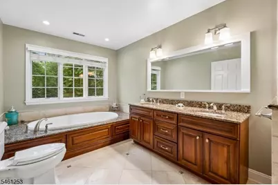 22 Midvale Dr, New Providence, NJ 07974 - Photo 18