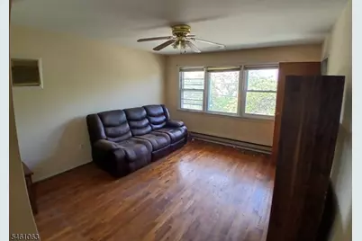 3016 S Wood Ave, Linden, NJ 07036 - Photo 24