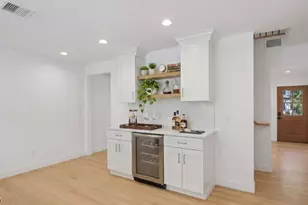 14 Maplewood Dr, Livingston, NJ 07039 - Photo 6
