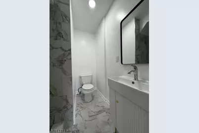 34 Willow St, Bloomfield, NJ 07003 - Photo 2