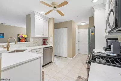 718 Buckland Ct, Denville, NJ 07834 - Photo 10
