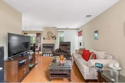 718 Buckland Ct, Denville, NJ 07834 - Photo 4