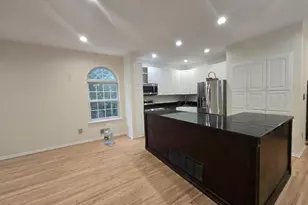 1098 Oakcroft Ln, Franklin Township, NJ 08873 - Photo 6