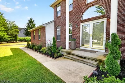 13 Cornelius Way, Franklin Township, NJ 08873 - Photo 4