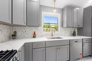 20 Corwin St, Roxbury Township, NJ 07847 - Photo 8
