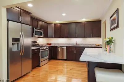 6 Harvey Ct, Clark Township, NJ 07066 - Photo 12