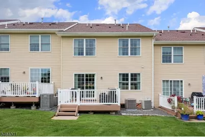 6 Harvey Ct, Clark Township, NJ 07066 - Photo 30