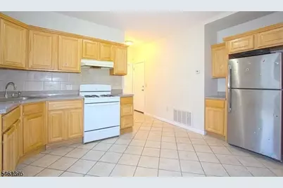 246-248 Columbia Ave #1R, Irvington, NJ 07111 - Photo 4