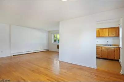 300 Claremont Ave, Verona, NJ 07044 - Photo 6