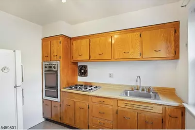300 Claremont Ave, Verona Twp., NJ 07044 - Photo 6