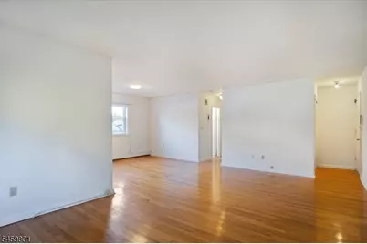 300 Claremont Ave, Verona, NJ 07044 - Photo 4