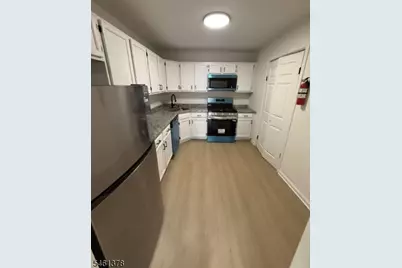 91 Callahan Ct, Newark, NJ 07103 - Photo 8