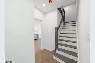 66 Girard Pl, Newark, NJ 07108 - Photo 8