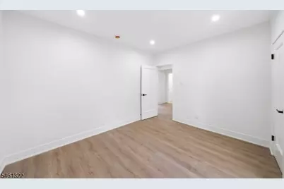 66 Girard Pl, Newark, NJ 07108 - Photo 22
