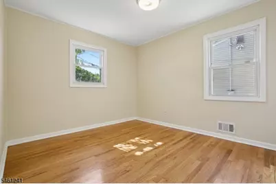 113 Stony Rd, Edison, NJ 08817 - Photo 24