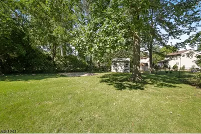 113 Stony Rd, Edison, NJ 08817 - Photo 44