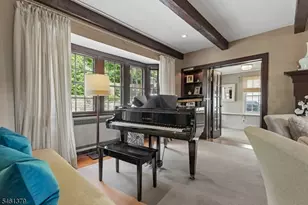 46 Claremont Dr, Maplewood, NJ 07040 - Photo 6