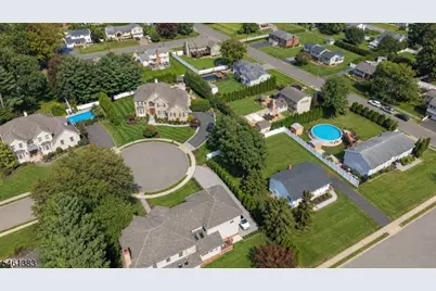 137 Hollywood Ave, Fairfield, NJ 07004 - Photo 28