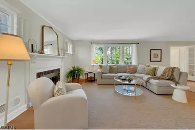 26 Whittier Ter, Bloomfield, NJ 07003 - Photo 10