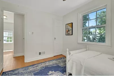 26 Whittier Ter, Bloomfield, NJ 07003 - Photo 32