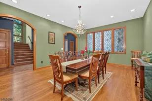 8 Spring Hill Rd, Franklin Township, NJ 08801 - Photo 10