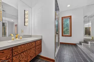 8 Spring Hill Rd, Franklin Township, NJ 08801 - Photo 26