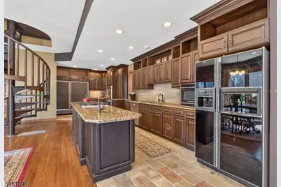 8 Springhill Road, Franklin Township, NJ 08801 - Photo 34