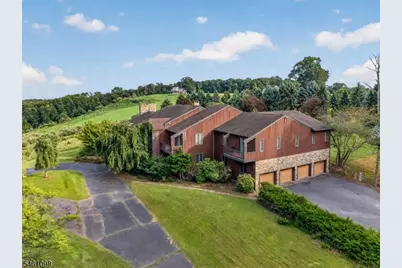 8 Springhill Road, Franklin Township, NJ 08801 - Photo 1