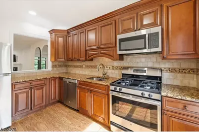 181 Long Hill Rd #I- 6, Little Falls Township, NJ 07424 - Photo 8