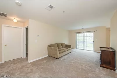 3 Autumn Ct, Roxbury Township, NJ 07852 - Photo 4