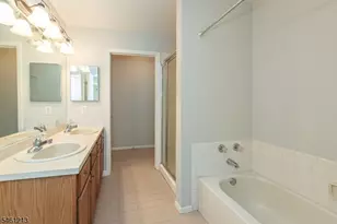 3 Autumn Ct, Roxbury Township, NJ 07852 - Photo 16