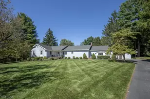 4 Brook Hollow Rd, Peapack Gladstone Boro, NJ 07934 - Photo 1