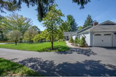 4 Brook Hollow Rd, Peapack Gladstone Boro, NJ 07934 - Photo 4
