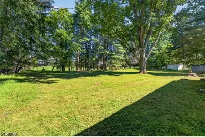 109 Lilac Dr, Clinton Township, NJ 08801 - Photo 20