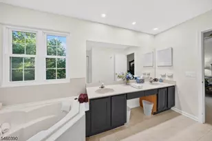 702 Porter Way W, Bridgewater Twp., NJ 08807 - Photo 20