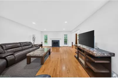 702 Porter Way West, Bridgewater Twp., NJ 08807 - Photo 16