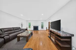 702 Porter Way W, Bridgewater Twp., NJ 08807 - Photo 16