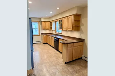 12 Raritan Ave, Raritan Township, NJ 08822 - Photo 6