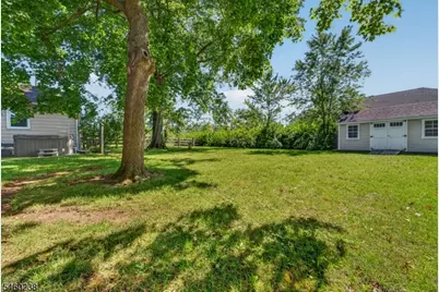 12 Raritan Ave, Raritan Township, NJ 08822 - Photo 28